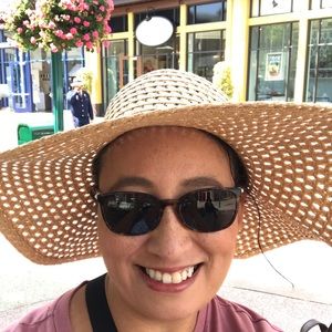 Meet your Posher, Vanessa